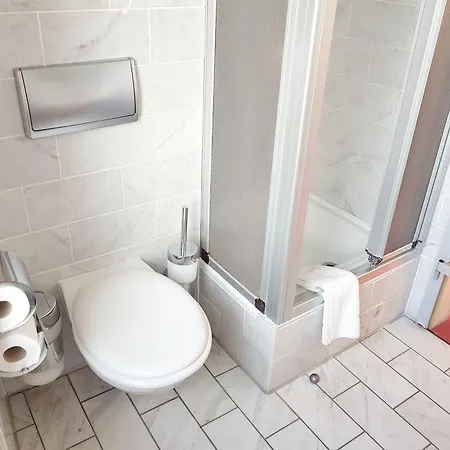 Kronprinz Garni מלון