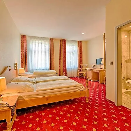 Kronprinz Garni Hotel 3*