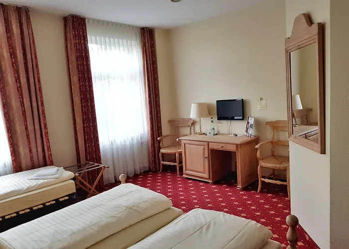 Kronprinz Garni Hotel 3*