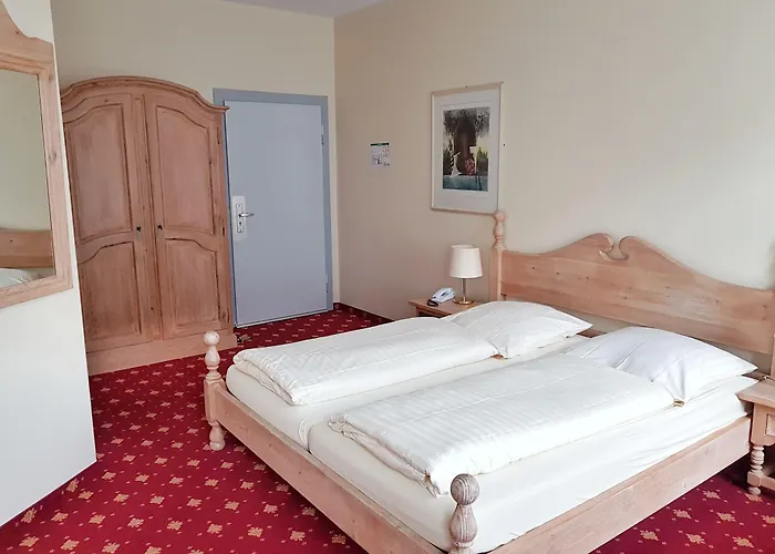 Kronprinz Garni Szálloda 3*