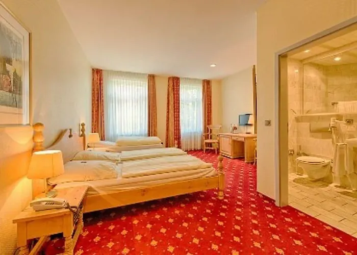 Kronprinz Garni Hotel 3*