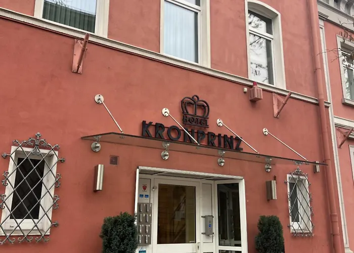 Kronprinz Garni Hotel 3*