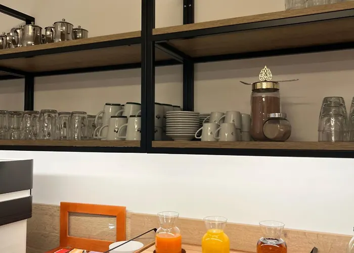 Szálloda Kronprinz Garni Minden