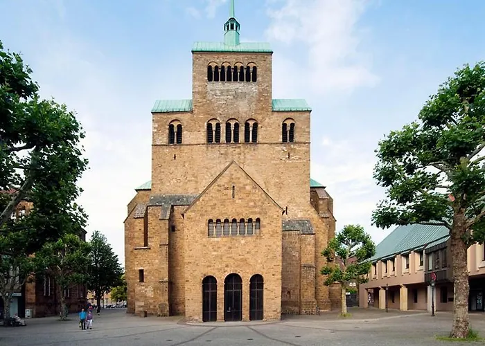 Szálloda Kronprinz Garni