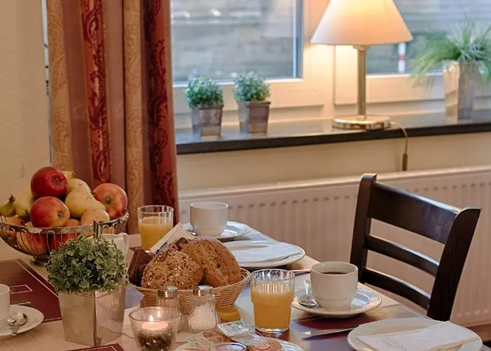 Szálloda Kronprinz Garni